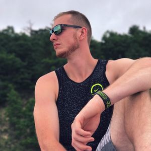 Meet your Posher, Adam